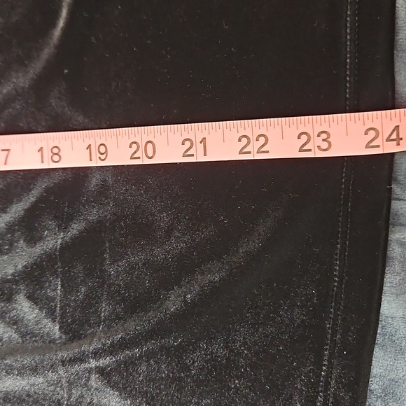 EUC Lauren Ralph Lauren, Black Velvet & Lace Faux Wrap Top | Sz L| Dark Feminine - Picture 9 of 10